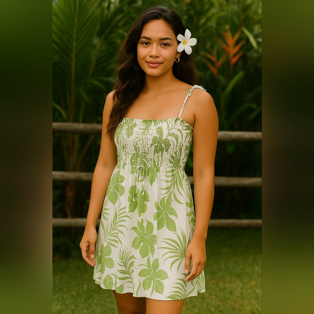 3/$15! Green Hawaiian Floral Dress
